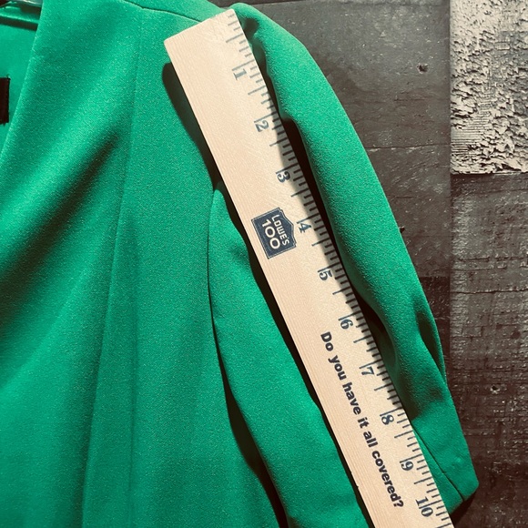 DKNY Puff-Sleeve V Neck Sheath Dress Vibrant Kelly Green Women's Size 16 - Picture 10 of 10